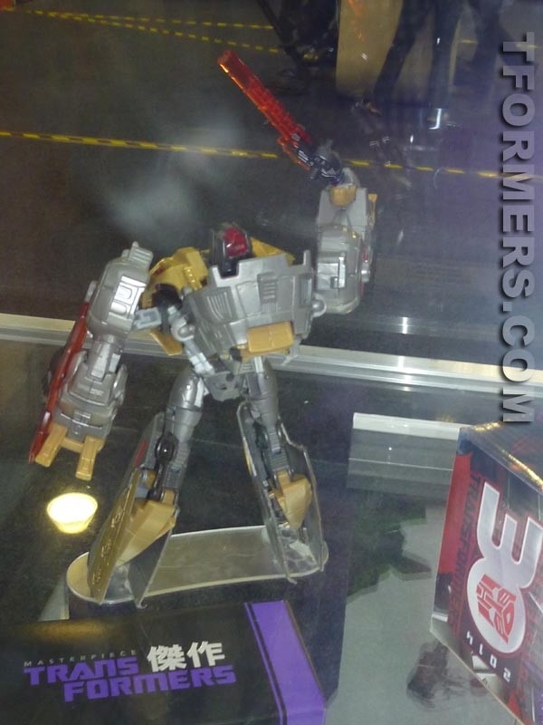 Transformers=botcon 2013 Generatations Prime Paltinum  (342 of 424)